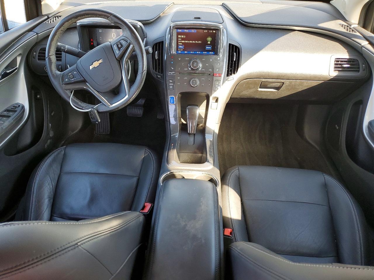 2015 Chevrolet Volt - zdjęcie 8
