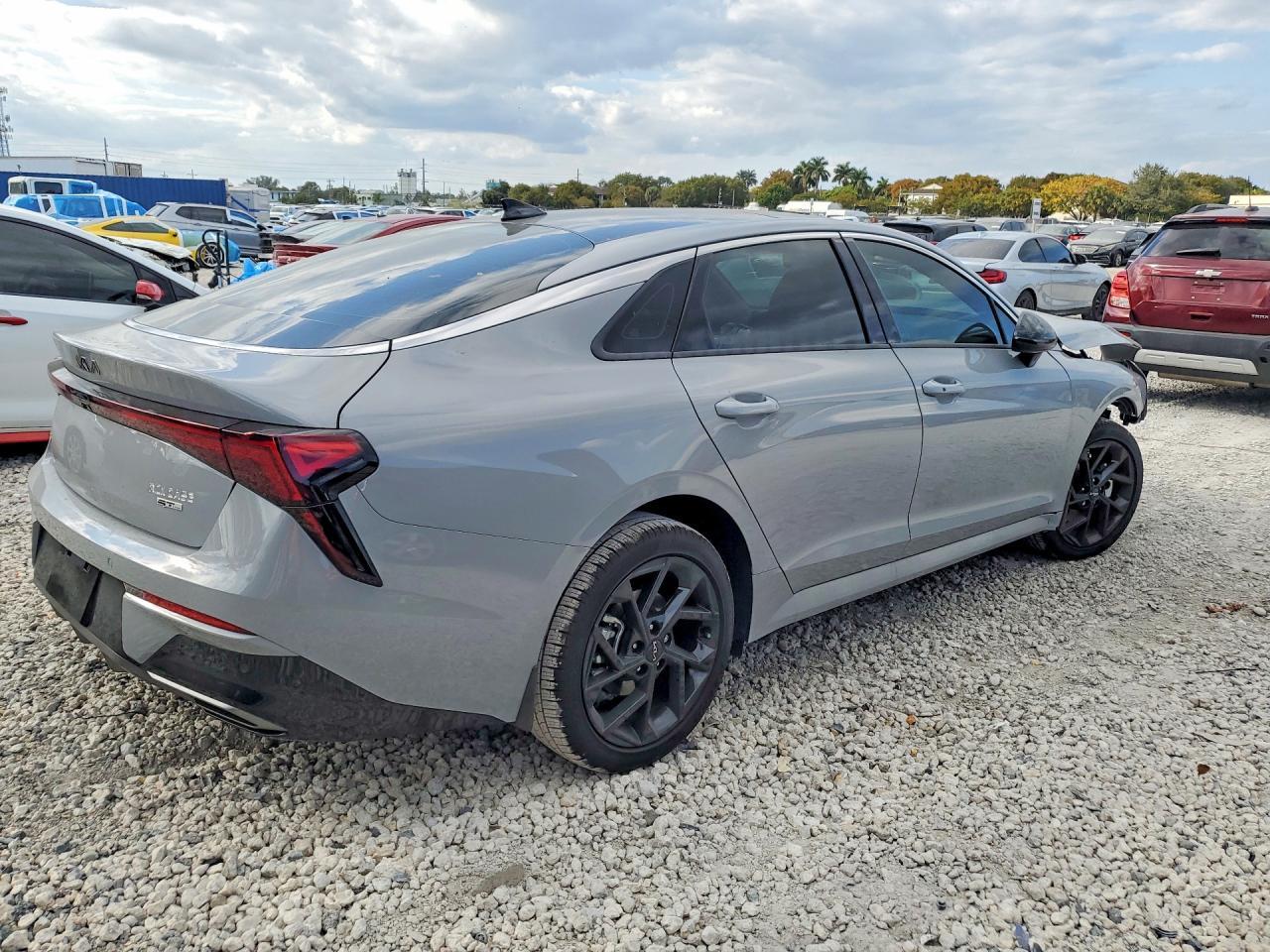 2026 Kia K5 Gt Line - zdjęcie 3