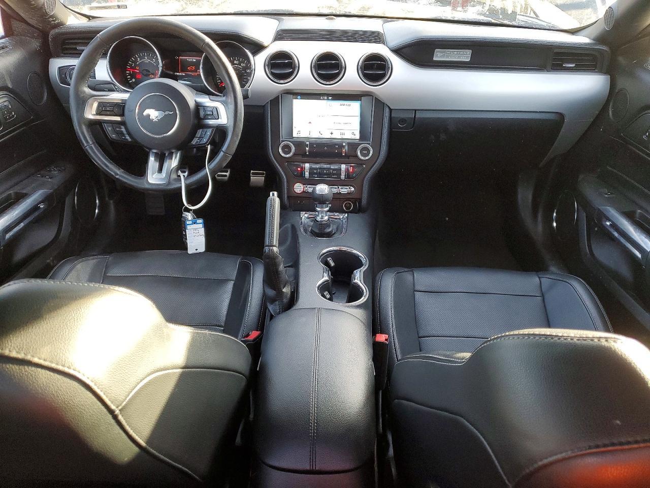 2016 Ford Mustang - zdjęcie 8