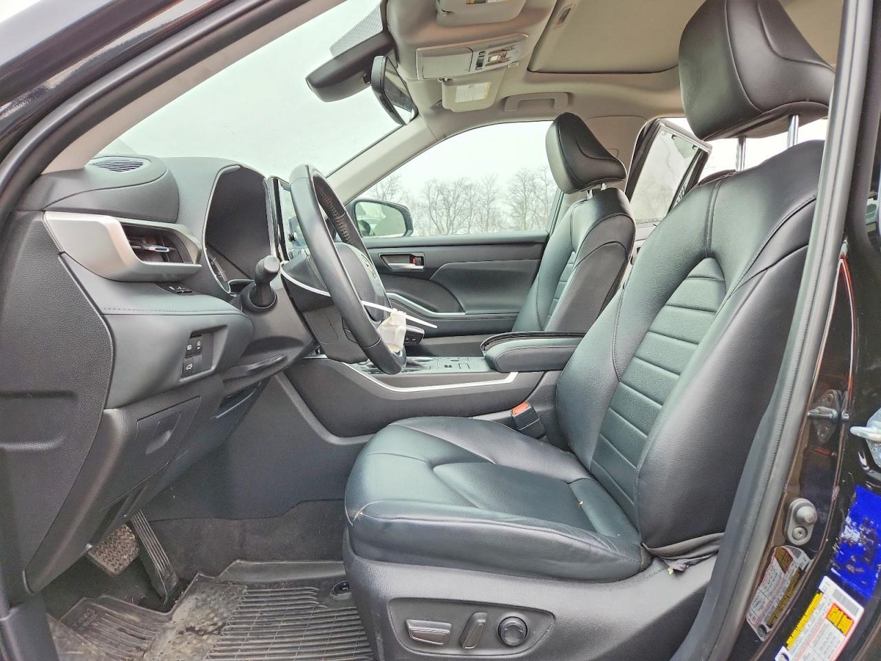 2023 Toyota Highlander L - zdjęcie 7