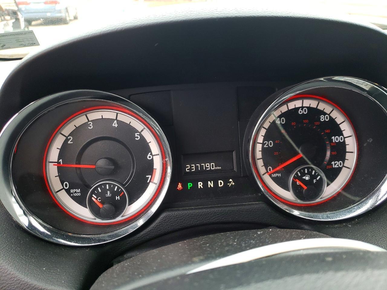 2013 Dodge Grand Caravan Sxt - zdjęcie 9