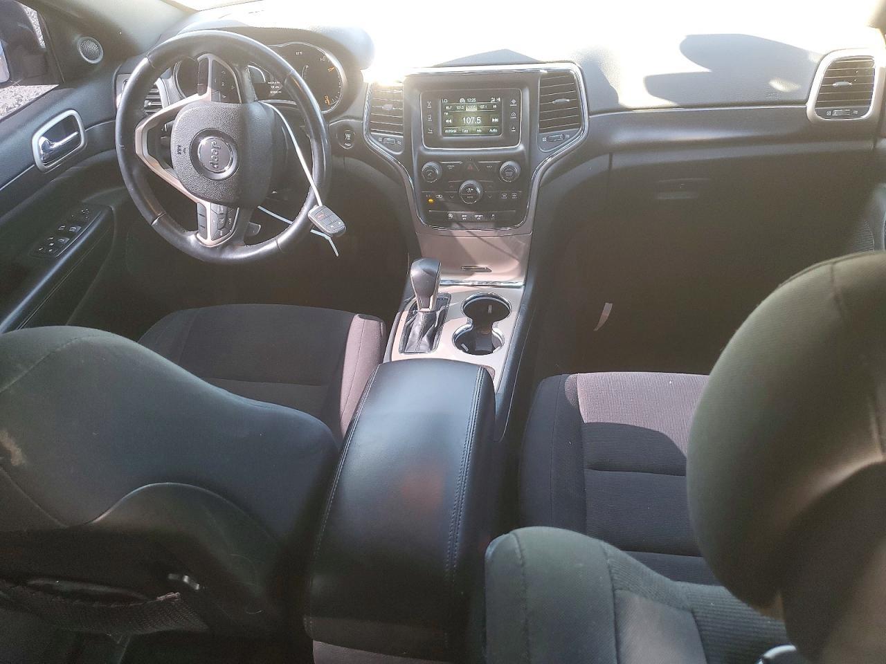 2016 Jeep Grand Cherokee Laredo - zdjęcie 8