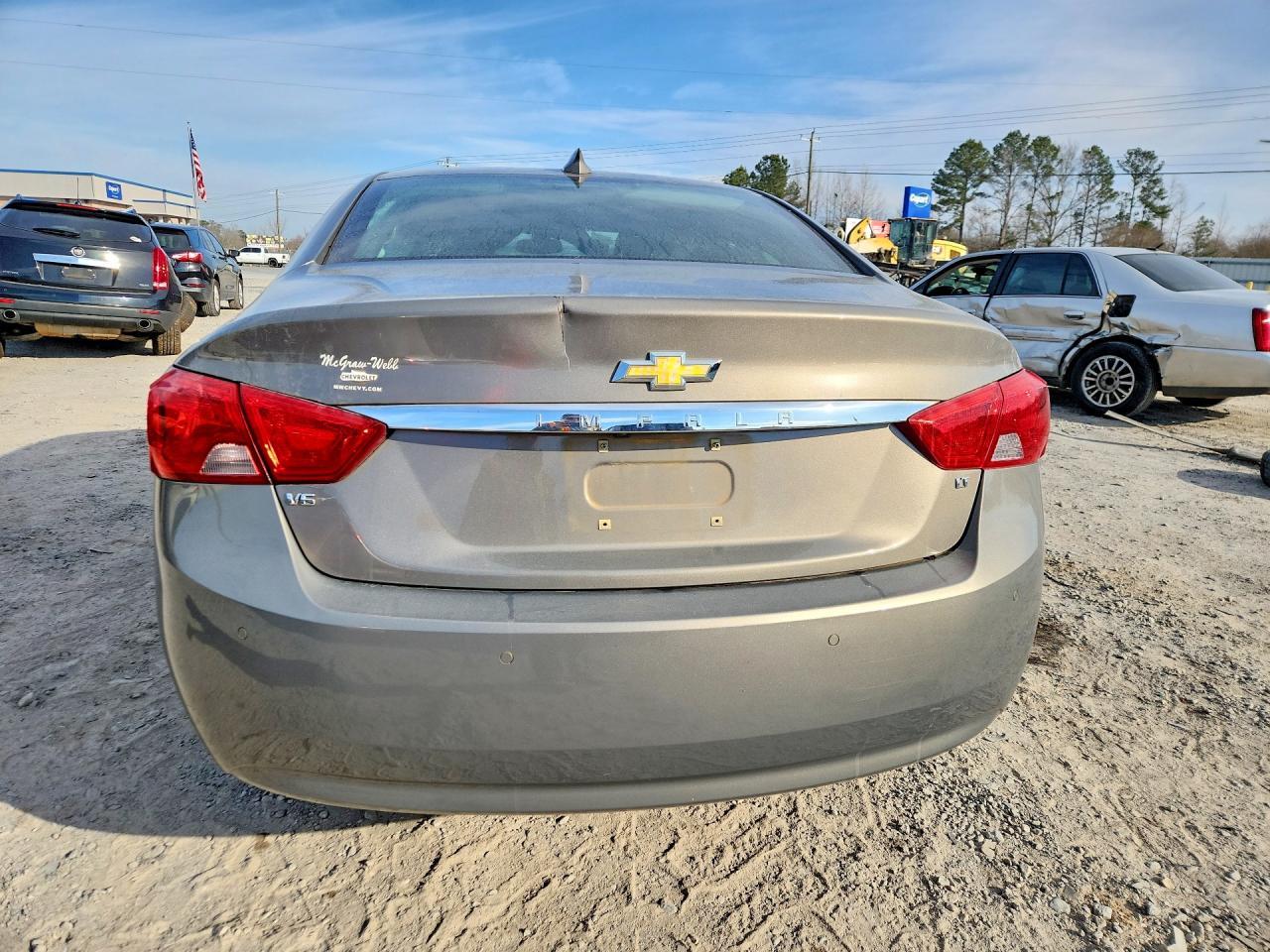 2019 Chevrolet Impala Lt - zdjęcie 6