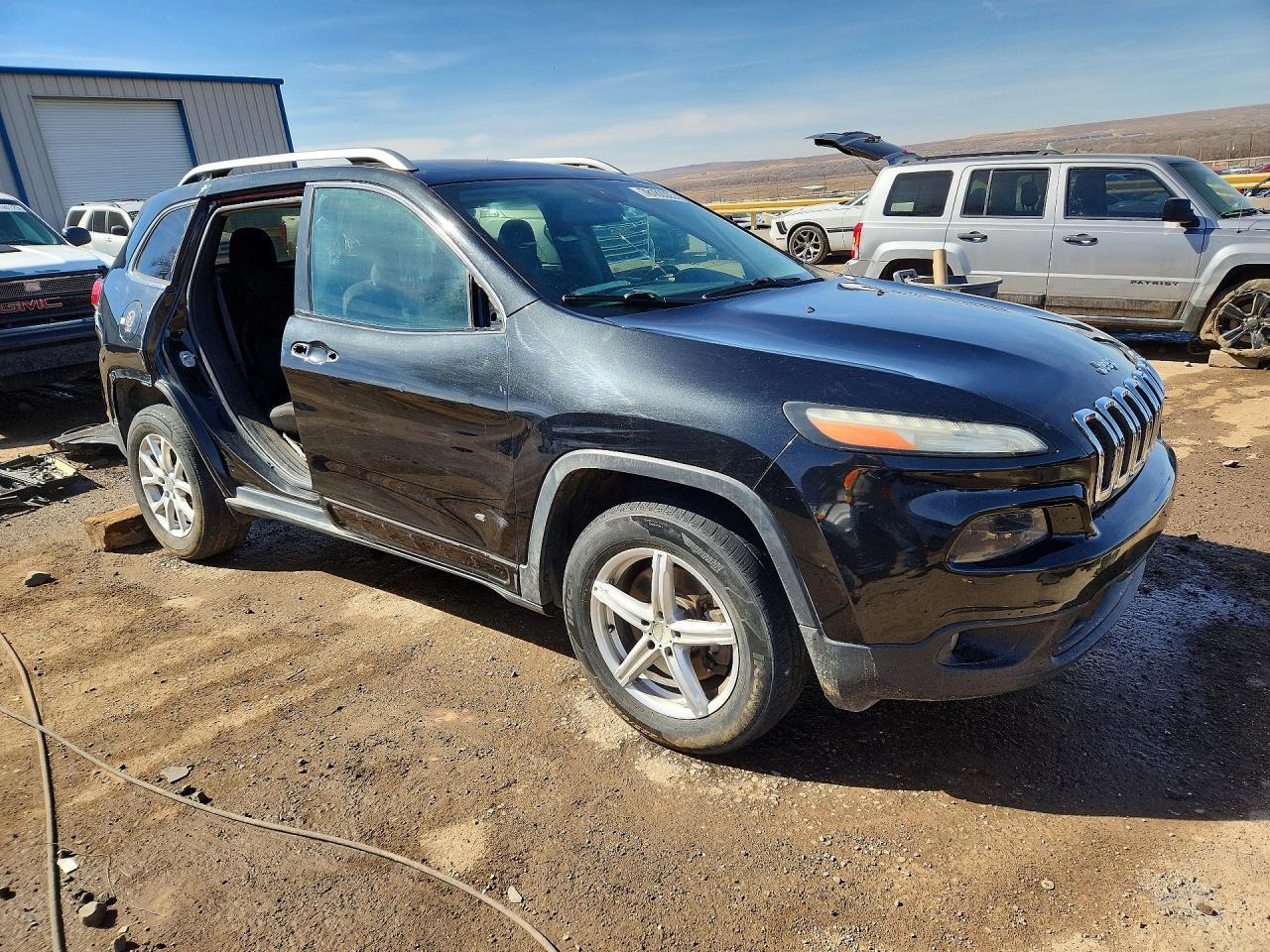 2015 Jeep Cherokee Latitude - zdjęcie 4