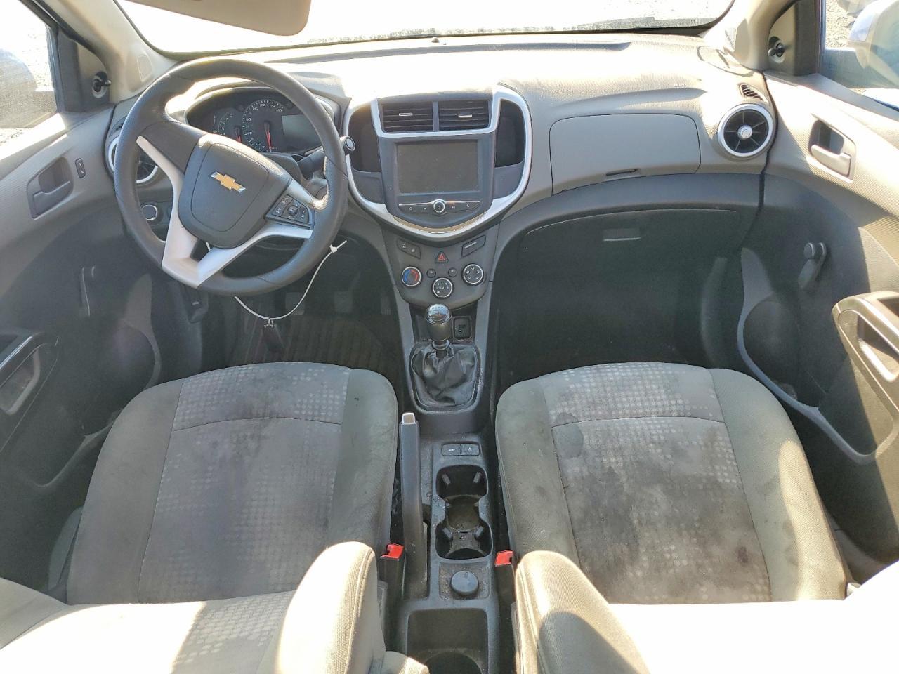 2017 Chevrolet Sonic Ls - zdjęcie 8