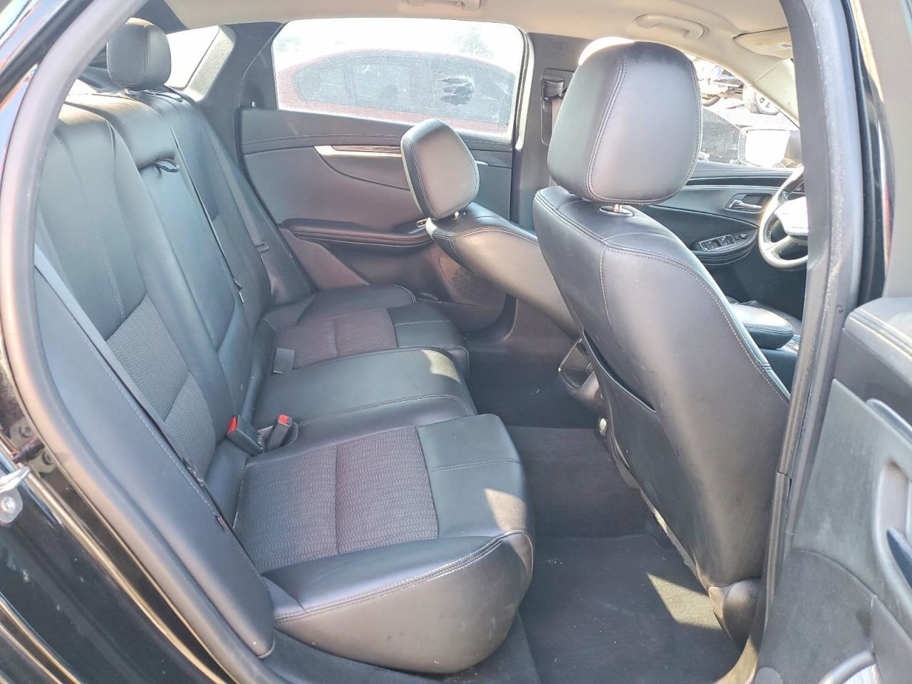 2017 Chevrolet Impala Lt - zdjęcie 10