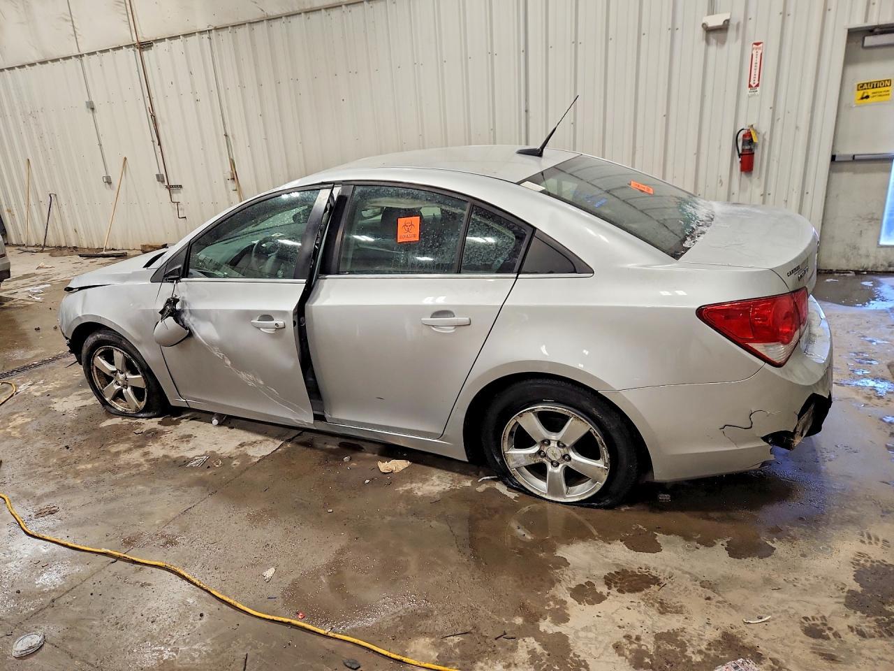 2014 Chevrolet Cruze Lt - zdjęcie 2