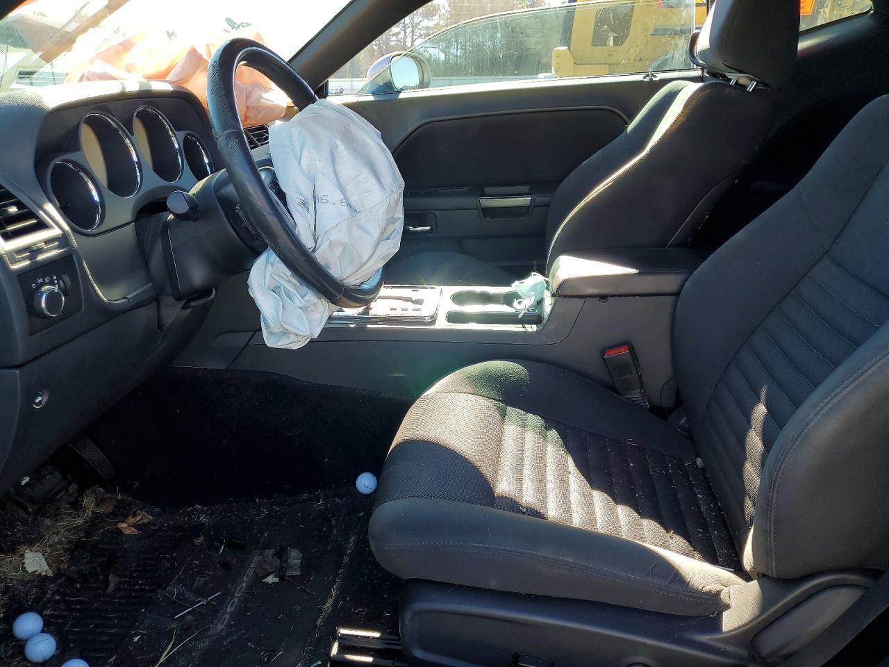 2014 Dodge Challenger Sxt - zdjęcie 7