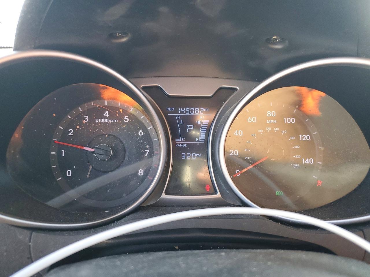 2013 Hyundai Veloster - zdjęcie 9