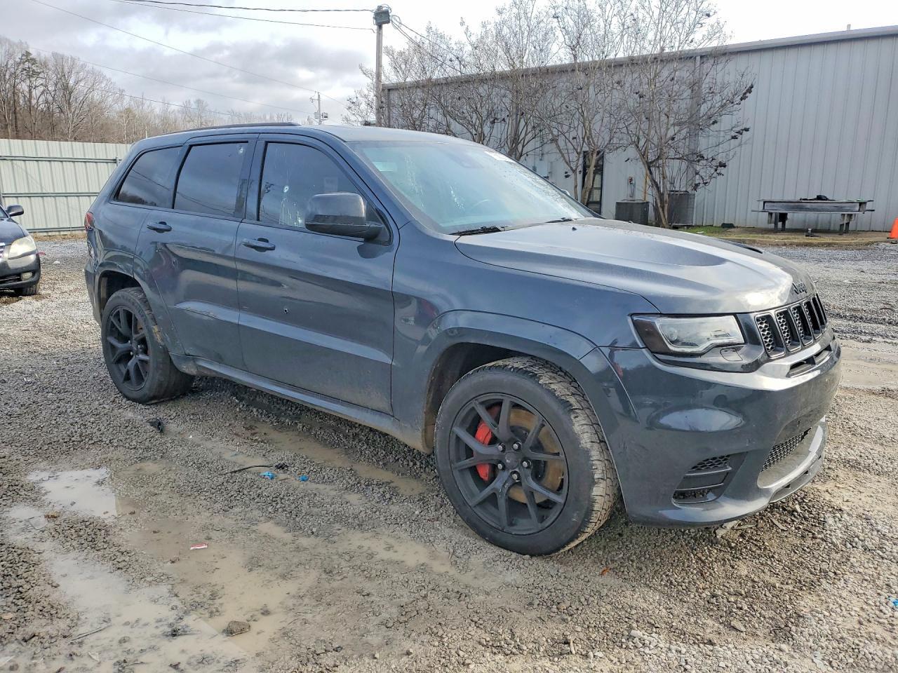 2017 Jeep Grand Cherokee Srt-8 - zdjęcie 4