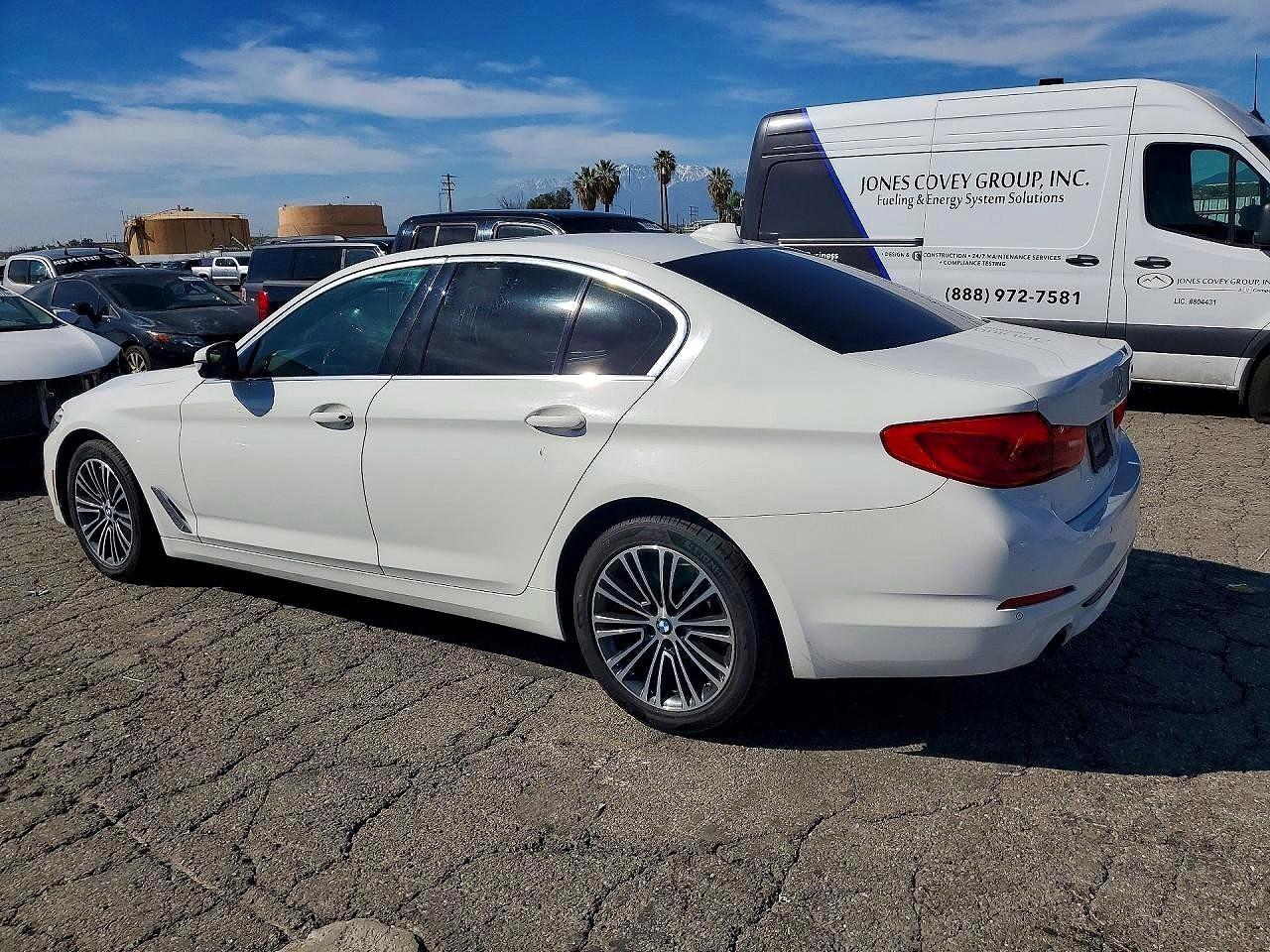 BMW Seria 5 - zdjęcie 2