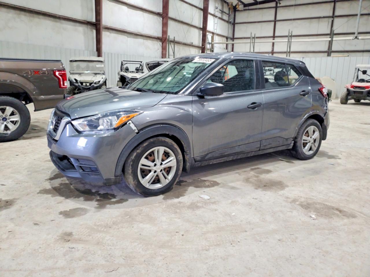 2020 Nissan Kicks S - zdjęcie główne