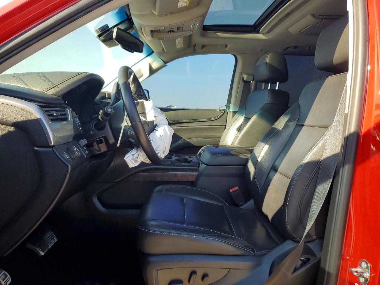 2018 Chevrolet Suburban C1500 Lt - zdjęcie 7