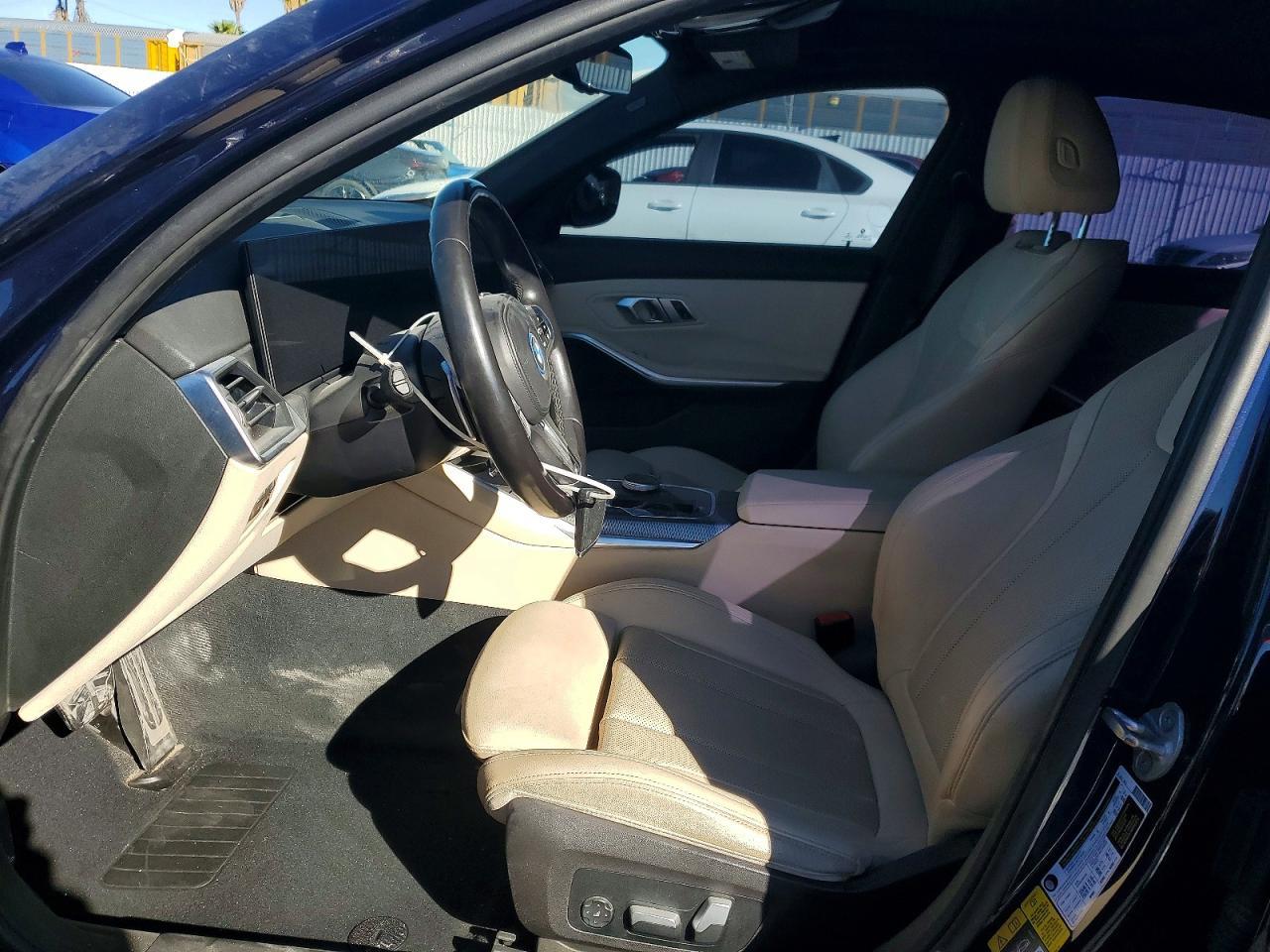 2023 BMW 330E - zdjęcie 7