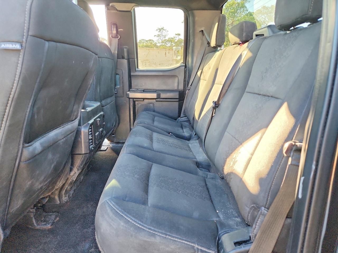 2020 Ford F150 Super Cab - zdjęcie 10