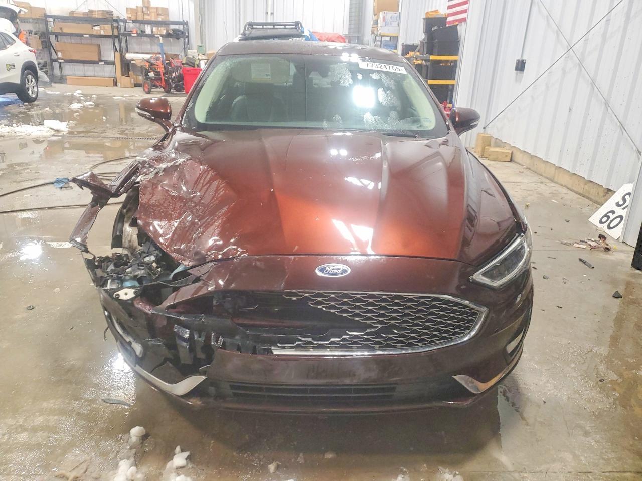 2019 Ford Fusion Titanium - zdjęcie 5