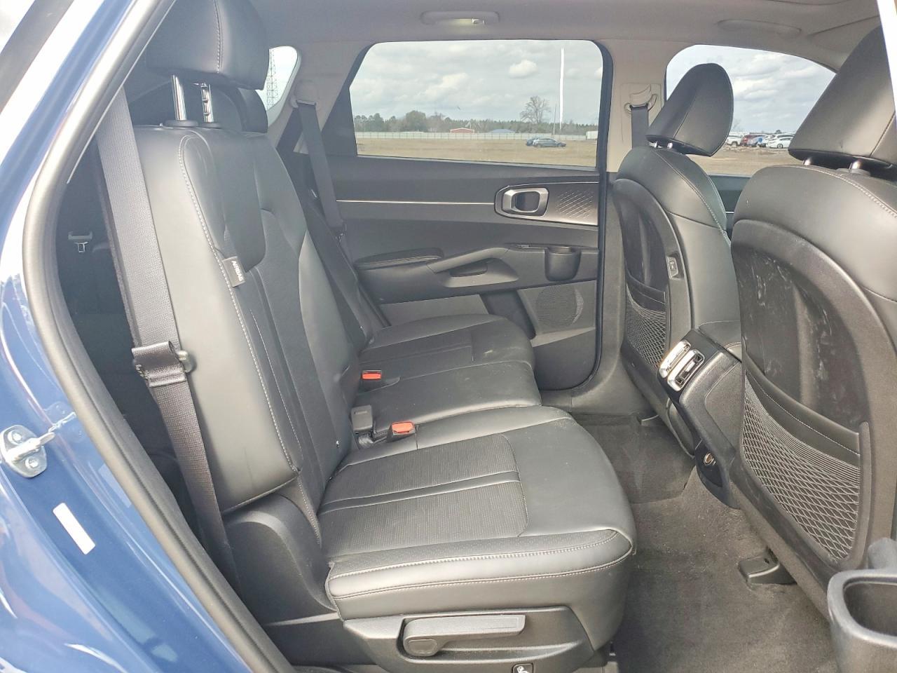 2024 Kia Sorento S - zdjęcie 11