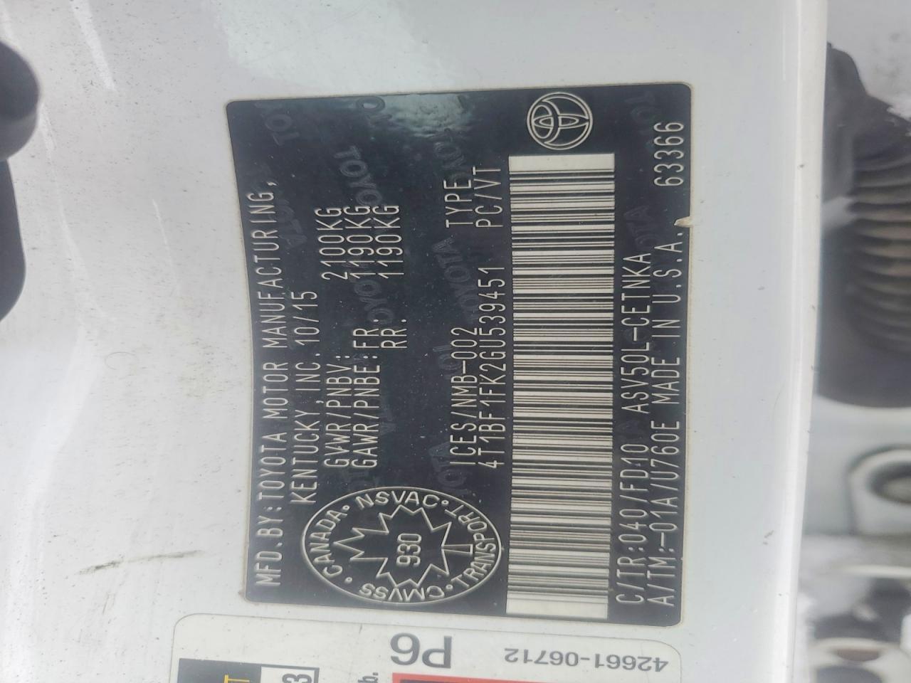 2016 Toyota Camry Le - zdjęcie 12