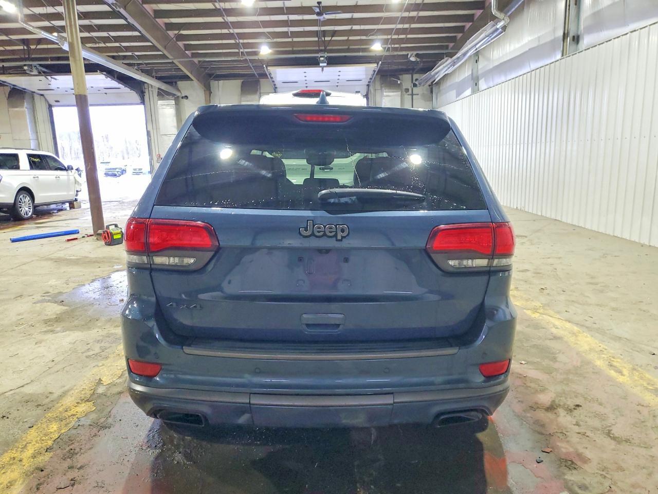 2021 Jeep Grand Cherokee Overland - zdjęcie 6
