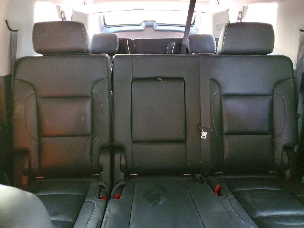 2018 Chevrolet Suburban C1500 Lt - zdjęcie 10