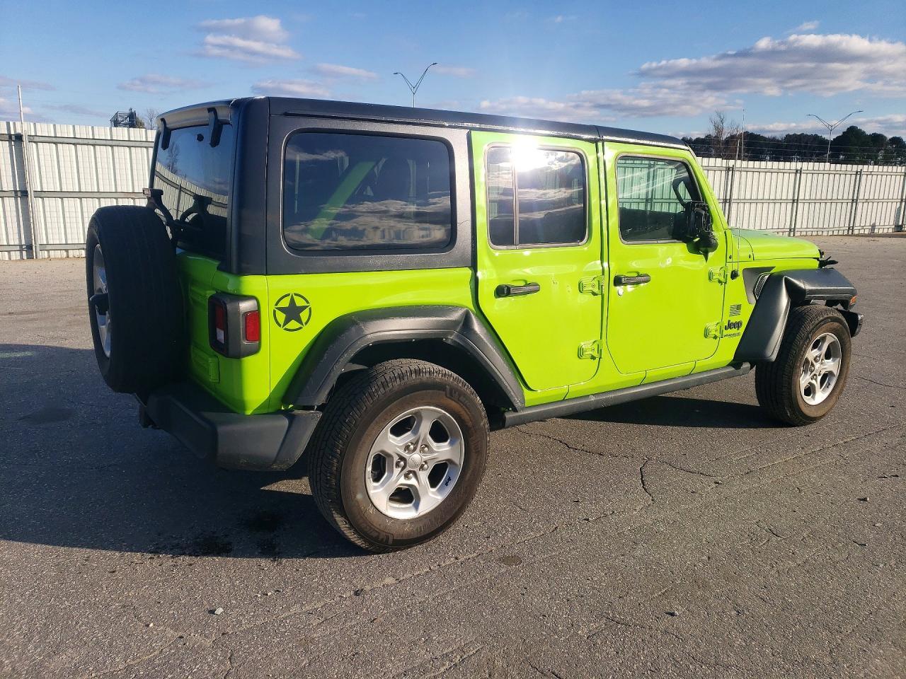 2021 Jeep Wrangler Unlimited Sport - zdjęcie 3