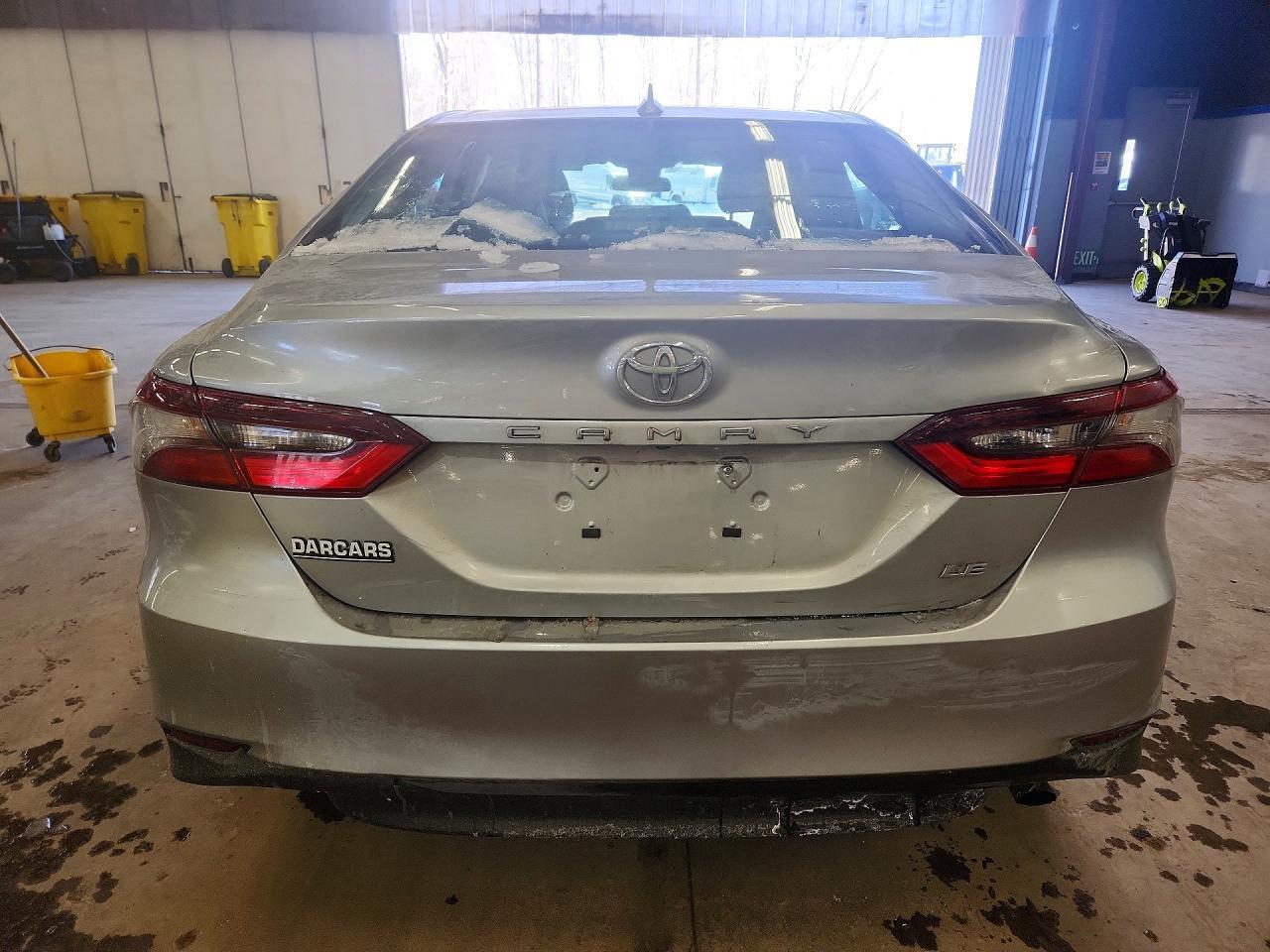 2024 Toyota Camry Le - zdjęcie 6