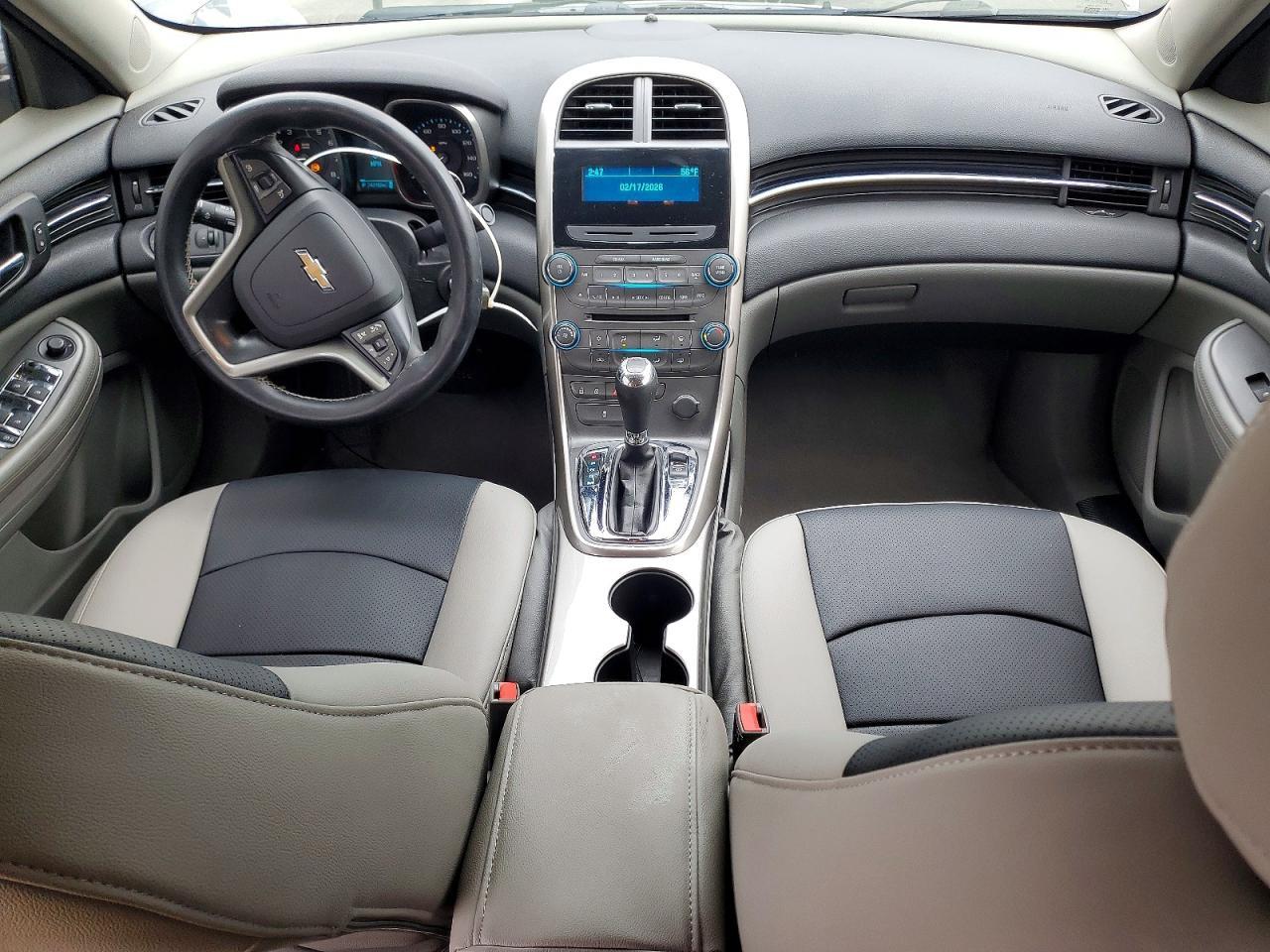 2013 Chev Malibu Ls - zdjęcie 8