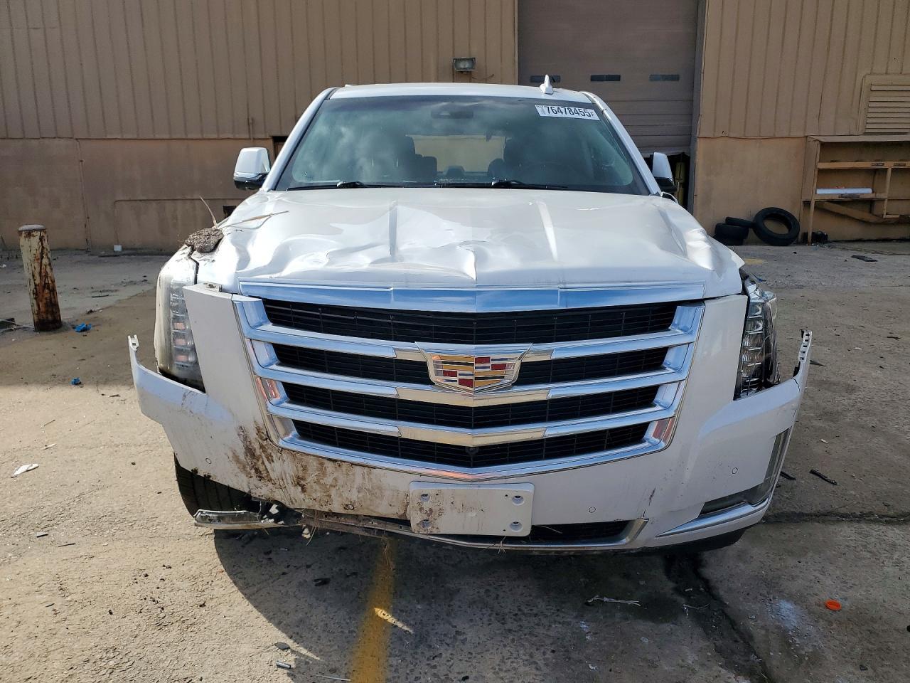 2017 Cadillac Escalade Luxury - zdjęcie 5