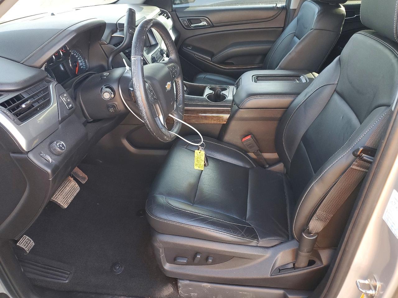 2018 Chevrolet Suburban C1500 Lt - zdjęcie 7