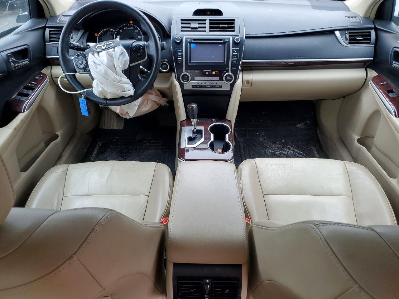 2014 Toyota Camry Se - zdjęcie 8