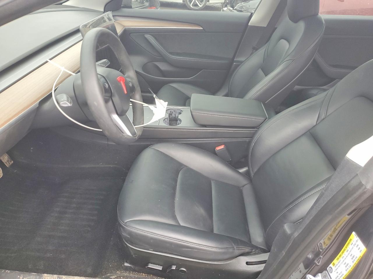 2023 Tesla Model 3 - zdjęcie 7