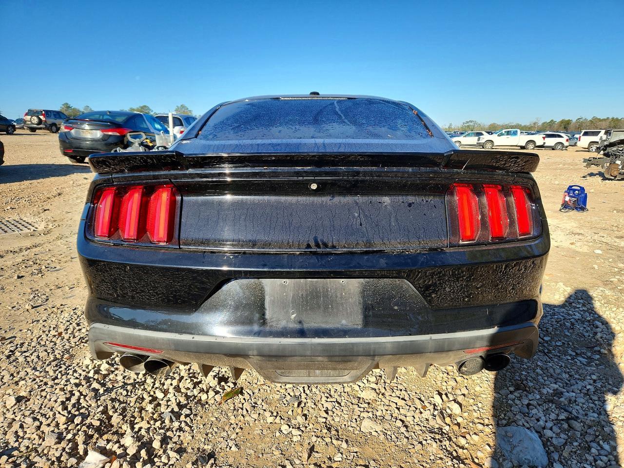 2016 Ford Mustang - zdjęcie 6