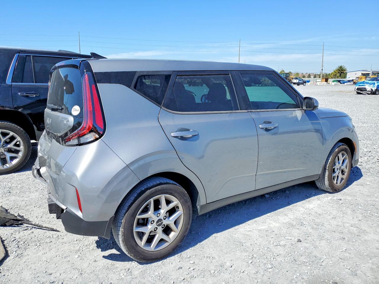 2023 Kia Soul Lx - zdjęcie 3