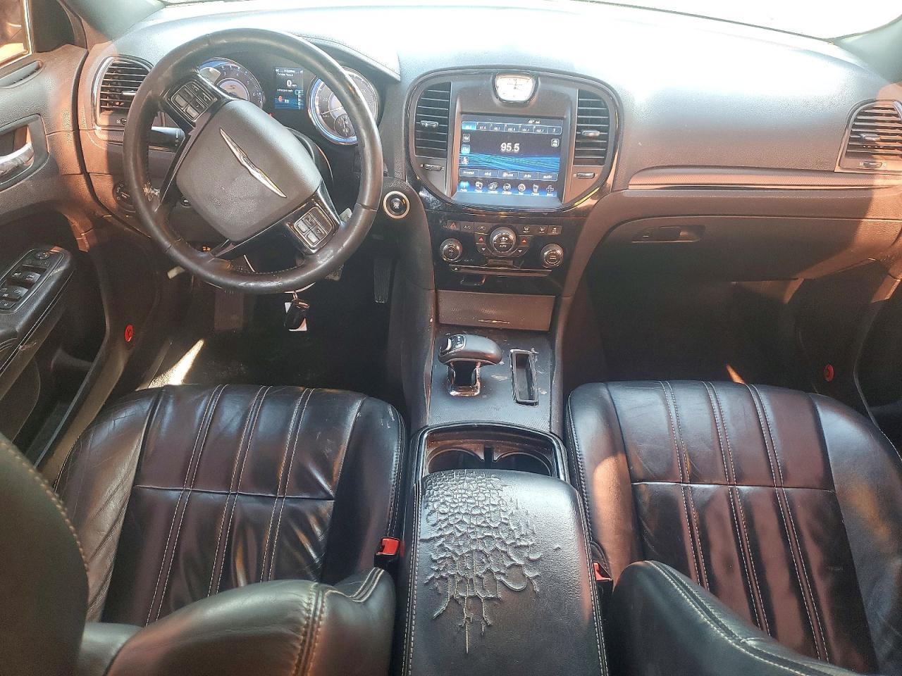 2014 Chrysler 300 S - zdjęcie 8