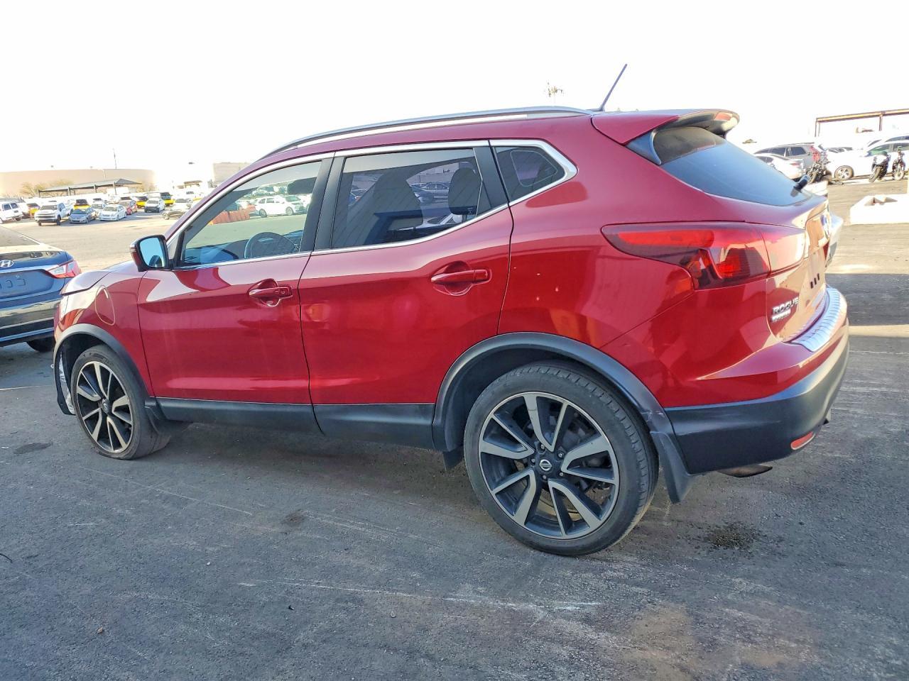 2017 Nissan Rogue Sport Sl - zdjęcie 2