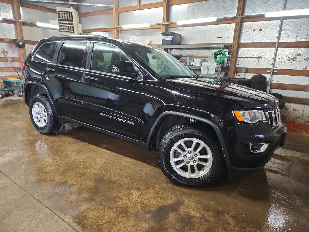 2018 Jeep Grand Cherokee Laredo - zdjęcie 4