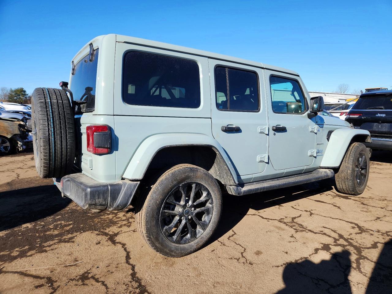 2024 Jeep Wrangler Sahara 4Xe - zdjęcie 3
