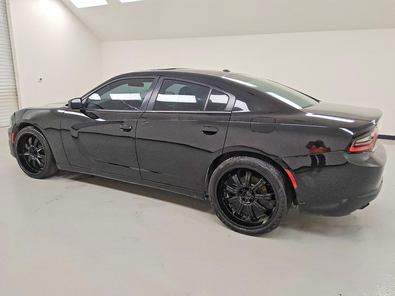 2020 Dodge Charger Sxt - zdjęcie 2