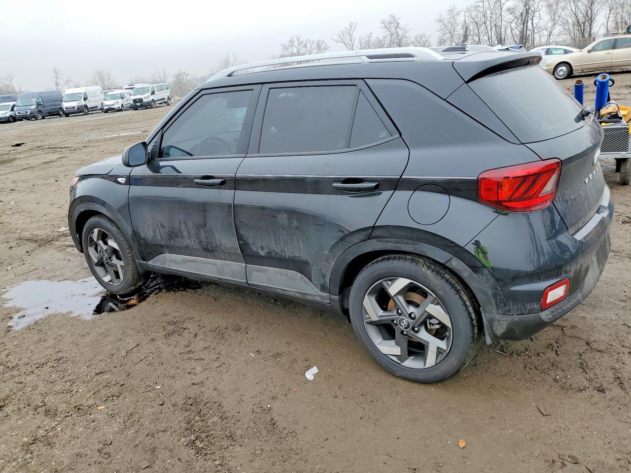 2025 Hyundai Venue Sel - zdjęcie 2