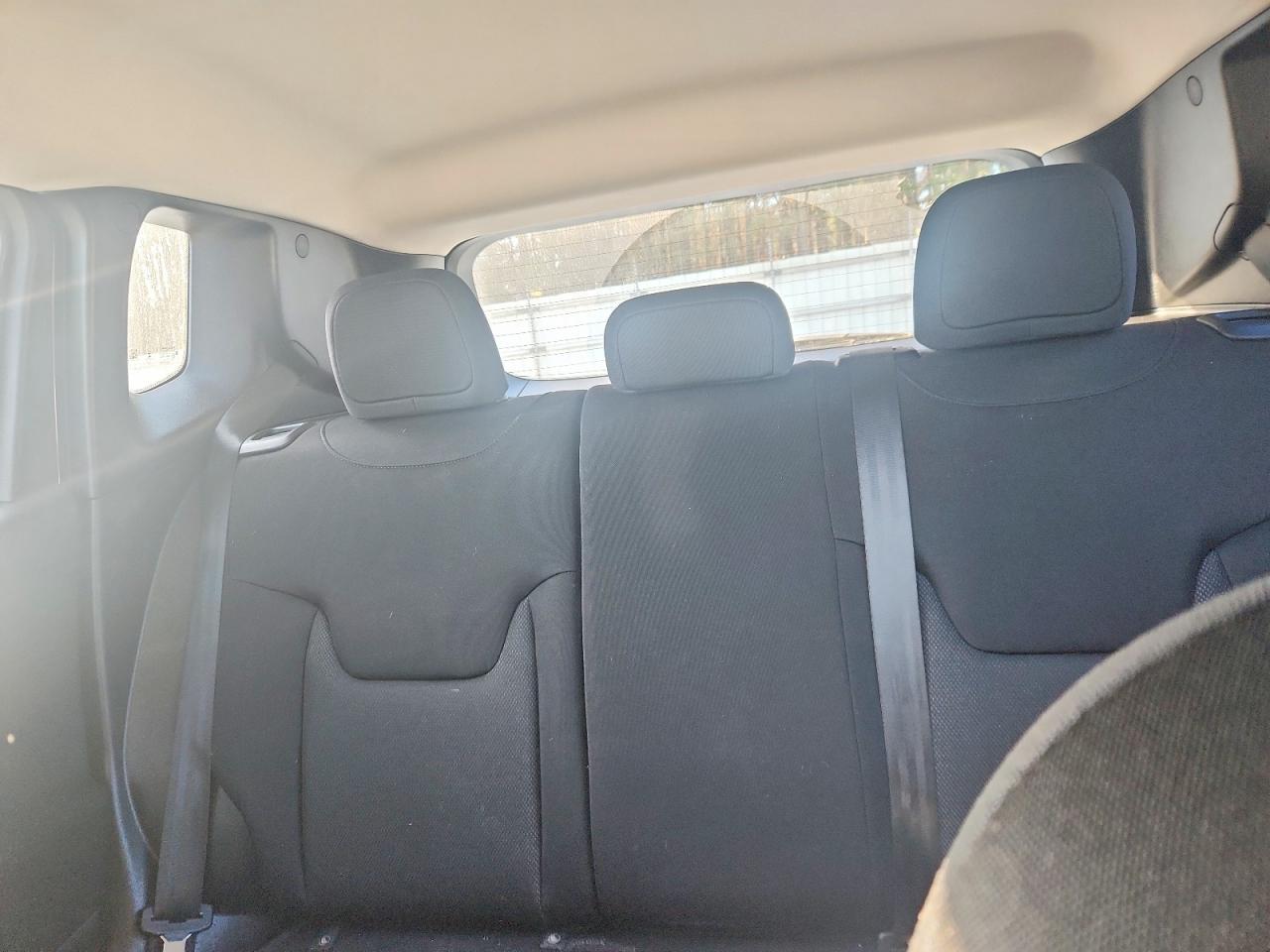 2018 Jeep Renegade Sport - zdjęcie 10