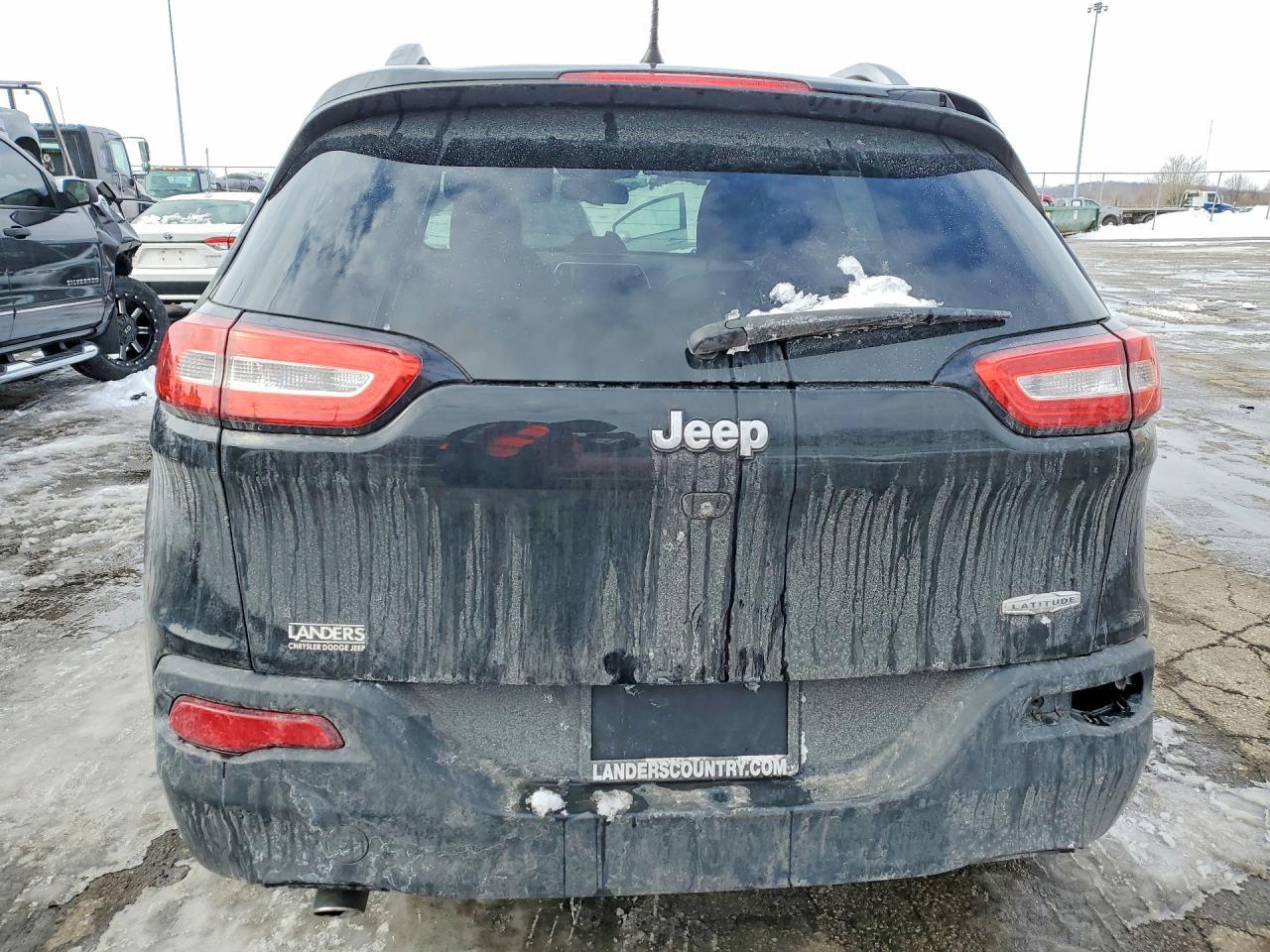 2018 Jeep Cherokee Latitude Plus - zdjęcie 6
