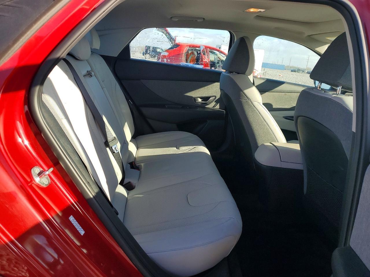 2022 Hyundai Elantra Limited - zdjęcie 10