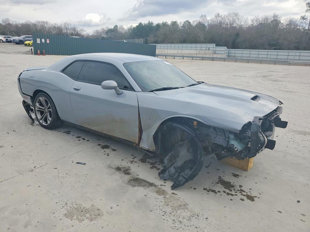 2020 Dodge Challenger R/T - zdjęcie 4