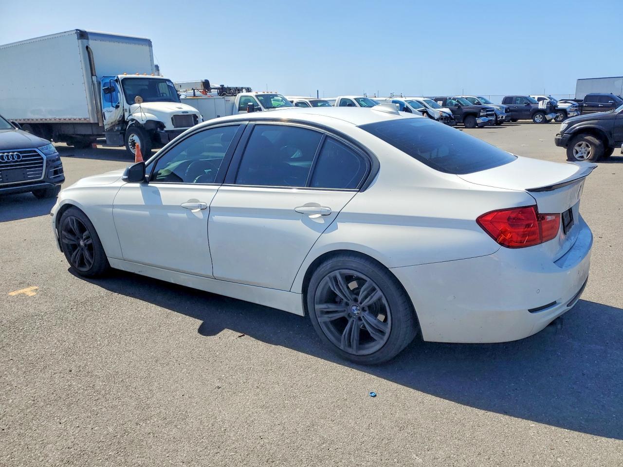2014 BMW 328 I Sulev - zdjęcie 2