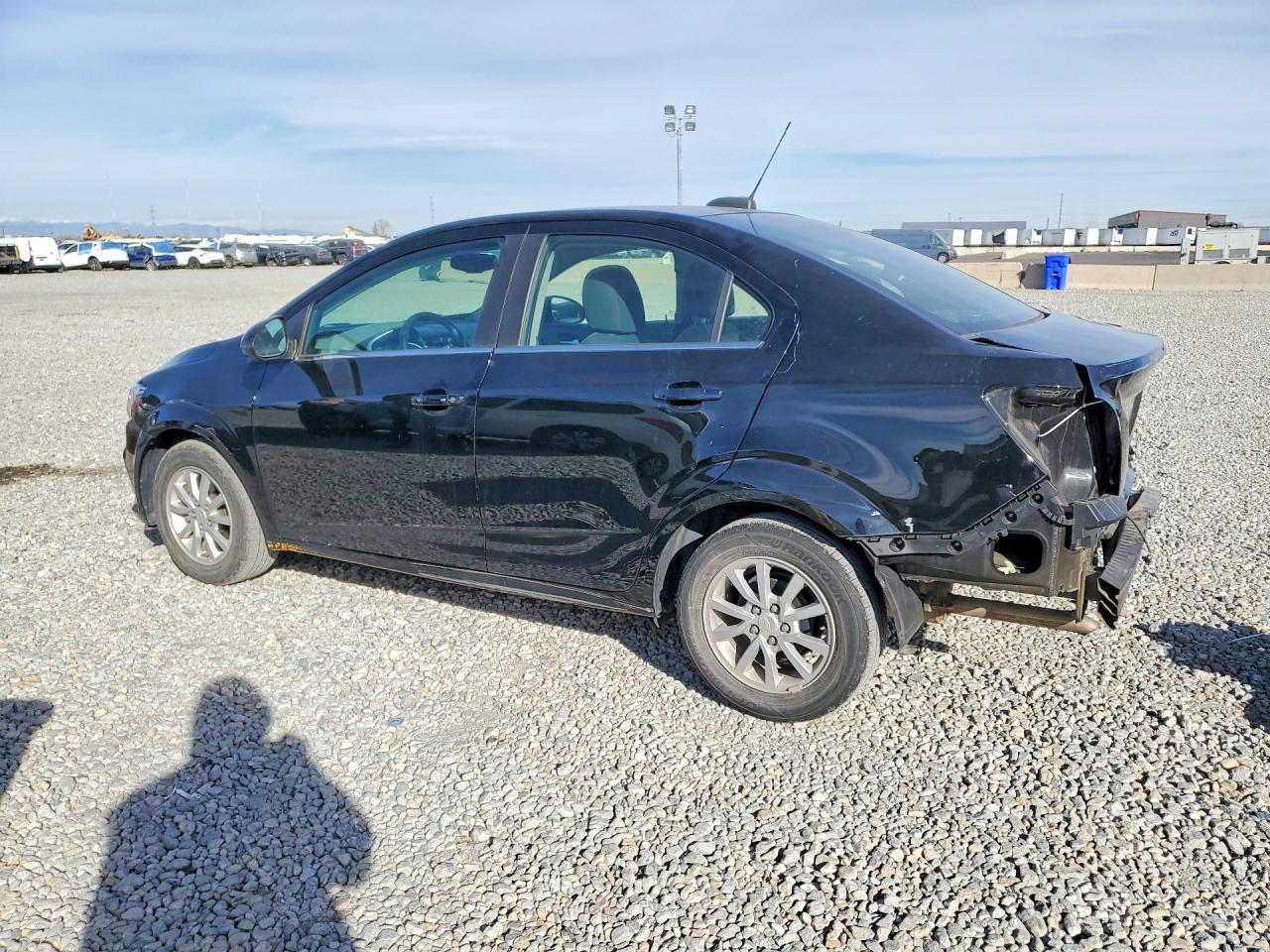 2020 Chevrolet Sonic Lt - zdjęcie 2