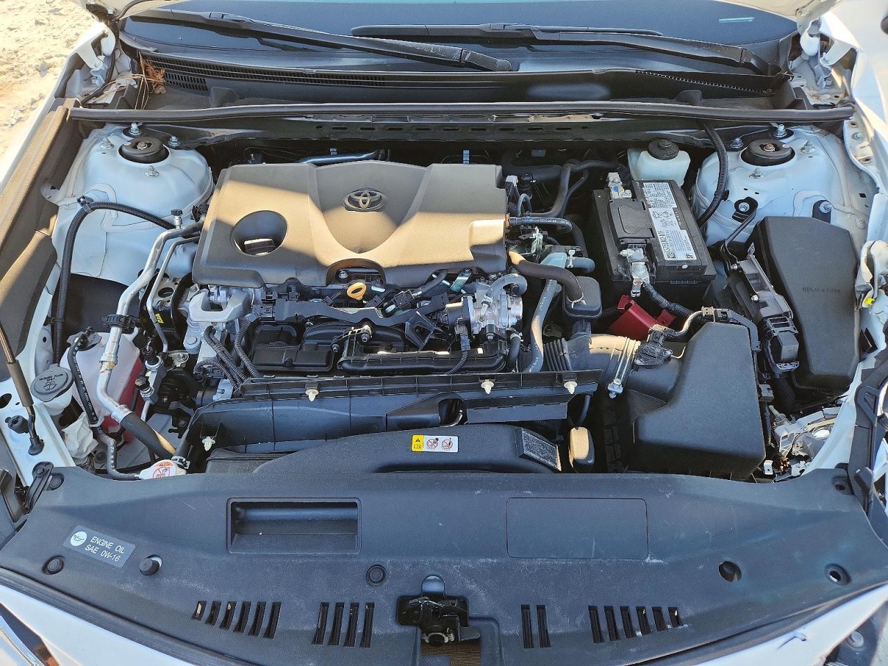 2022 Toyota Camry Le - zdjęcie 11