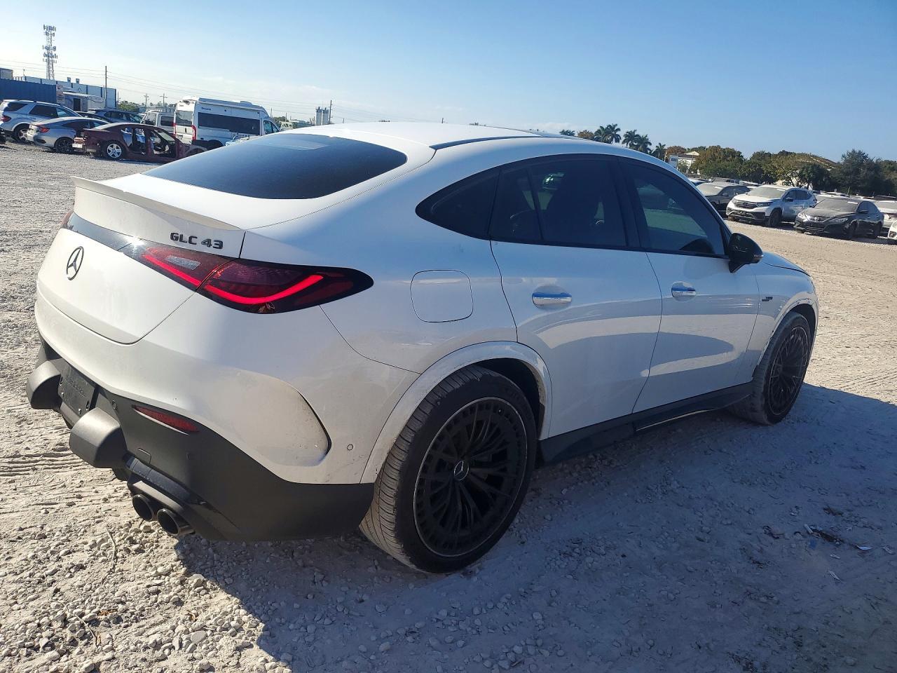 2024 Mercedes-Benz Glc Coupe 43 4Matic Amg - zdjęcie 3