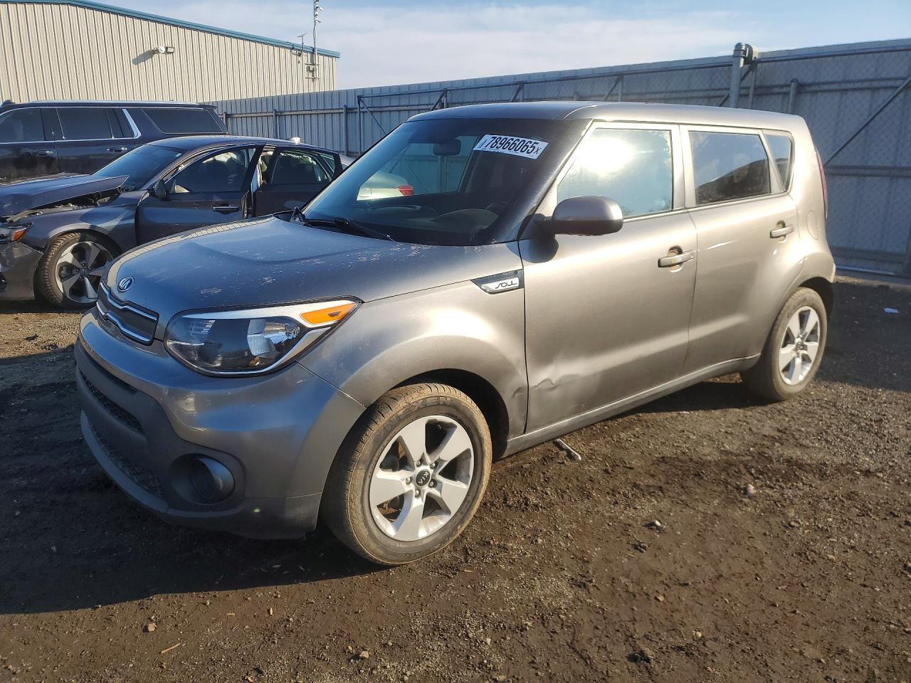 2019 Kia Soul Base - zdjęcie główne