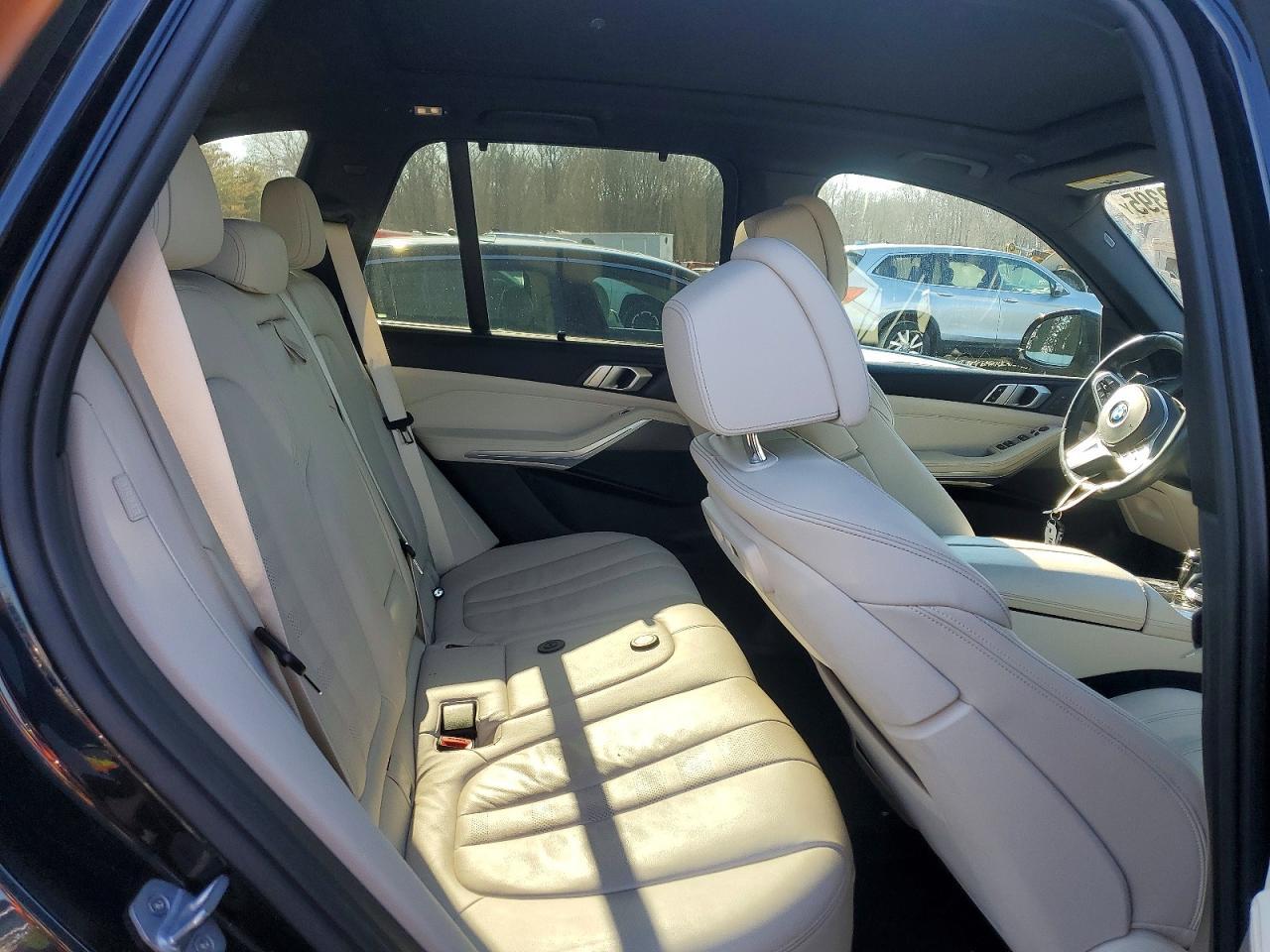 2019 BMW X5 - zdjęcie 11