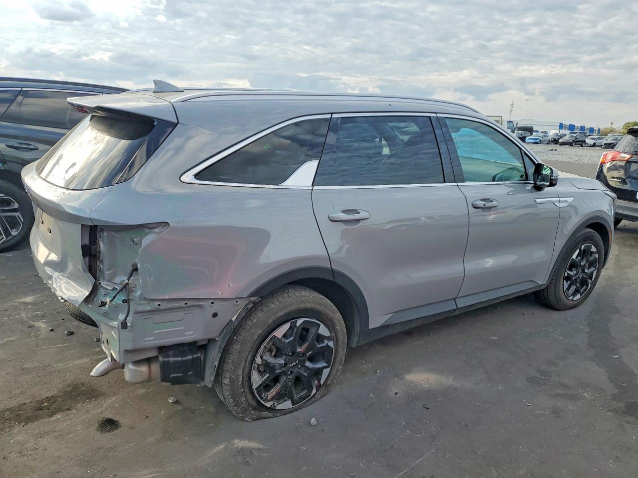 2025 Kia Sorento S - zdjęcie 3
